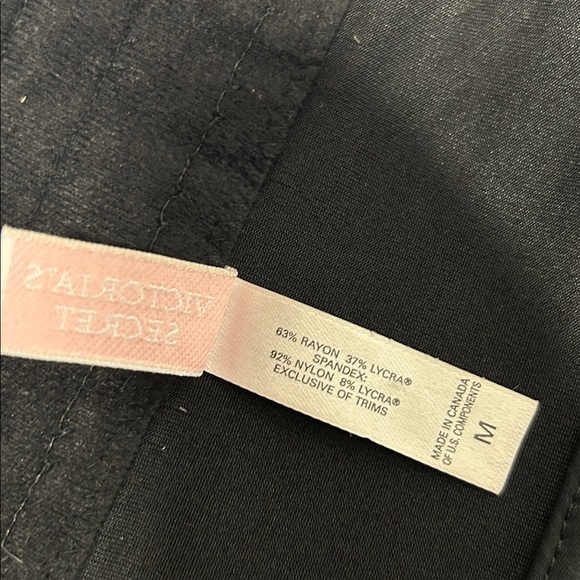 Burgundy Corset Black tie Detailing victoria’s Secret size medium y2k garter - Picture 7 of 8